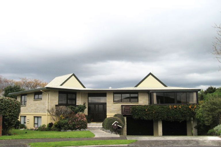 Photo of property in 15 Cathray Place, Matua, Tauranga, 3110