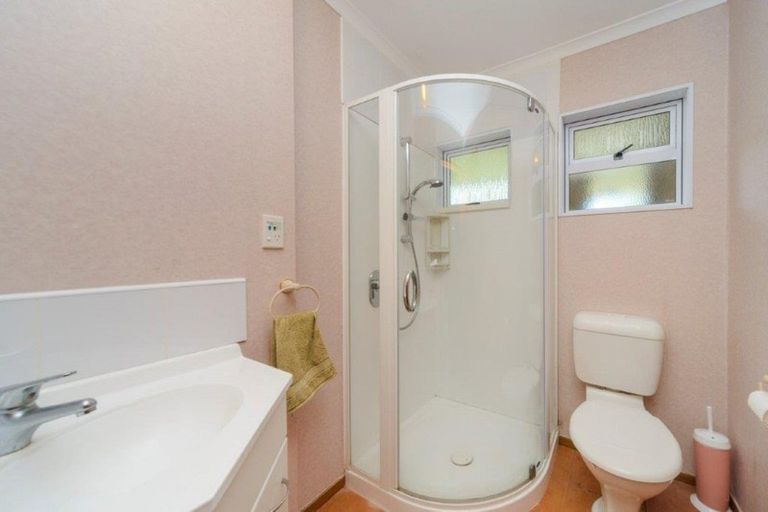 Photo of property in 6 Hill Court, Awapuni, Palmerston North, 4412
