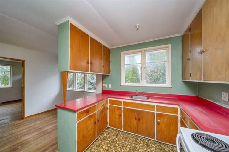 Photo of property in 47 Hussey Street, Waverley, 4510