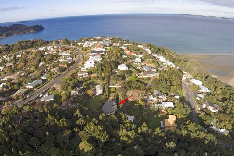 Photo of property in 6 Lancelot Road, Orewa, 0931
