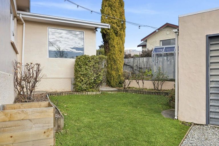 Photo of property in 60 Totara Terrace, Wanaka, 9305