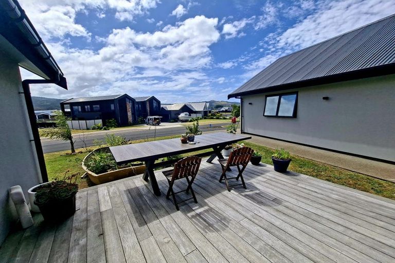Photo of property in 70 Leeward Drive, Whitianga, 3510