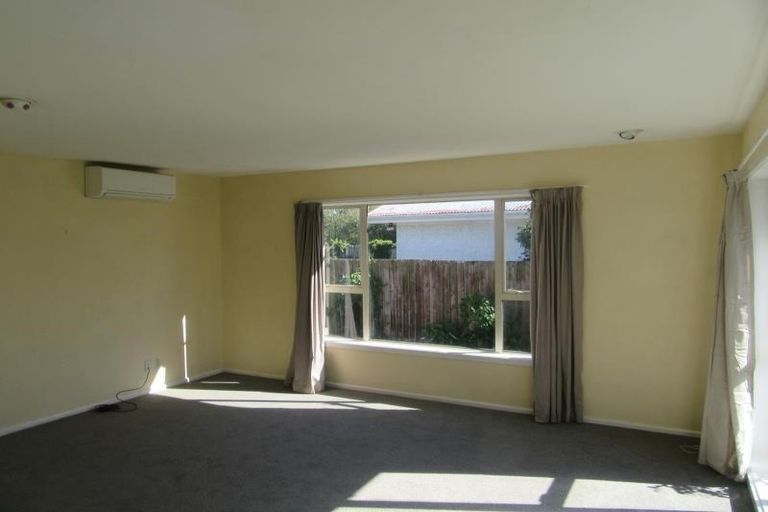 Photo of property in 53 Hounslow Street, Ilam, Christchurch, 8041