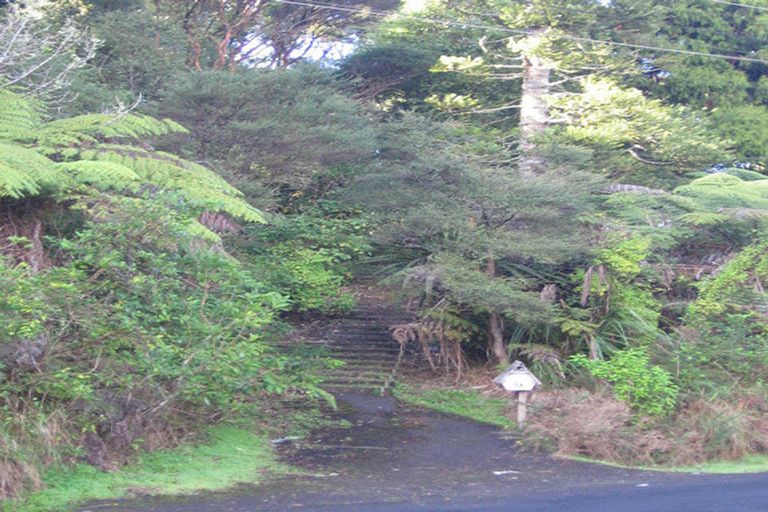 Photo of property in 32 Victory Road, Laingholm, Auckland, 0604