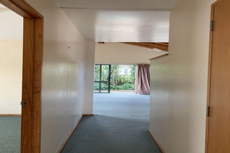 Photo of property in 23a Pine Road, Orewa, 0931