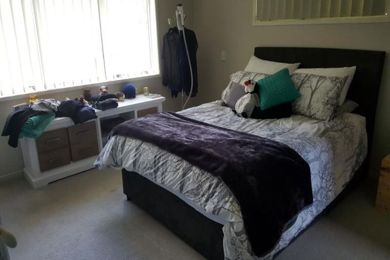 Photo of property in 20 Northbrook Close, Greenhithe, Auckland, 0632