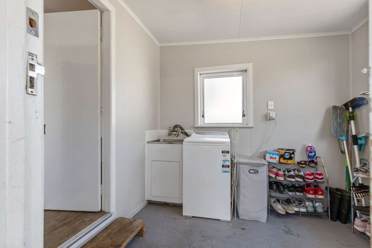 Photo of property in 26 Island View Road, Western Heights, Rotorua, 3015