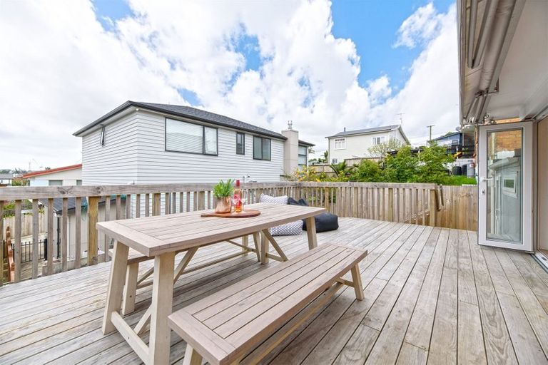 Photo of property in 2/13 Burns Avenue, Takapuna, Auckland, 0622