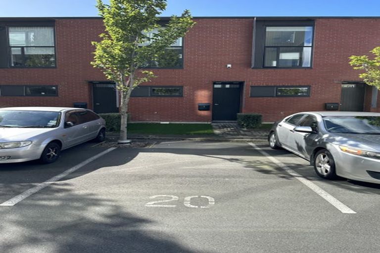 Photo of property in Nouvo Apartments, 9/21 Rugby Street, Mount Cook, Wellington, 6021