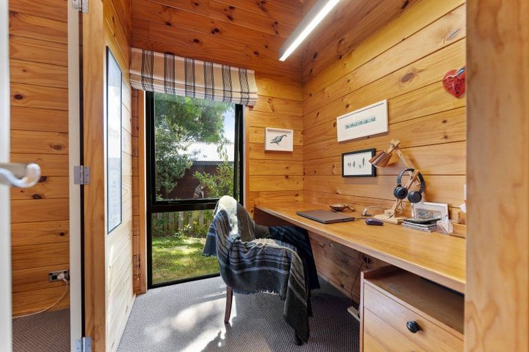 Photo of property in 737 Acacia Bay Road, Acacia Bay, Taupo, 3330