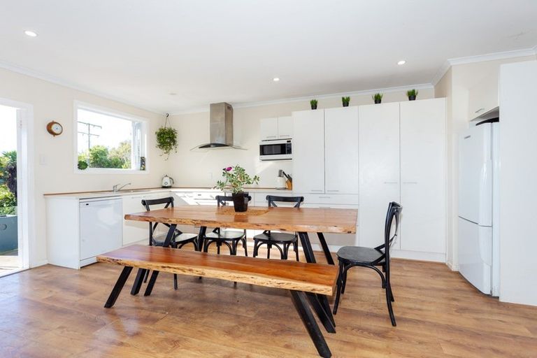 Photo of property in 313 Makirikiri Road, Crofton, Marton, 4787