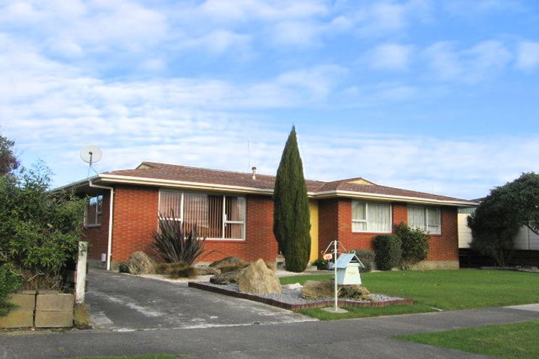 Photo of property in 18 Paradise Place, Milson, Palmerston North, 4414