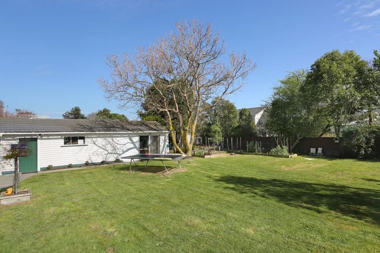 Photo of property in 427 Featherston Street, Palmerston North, 4414