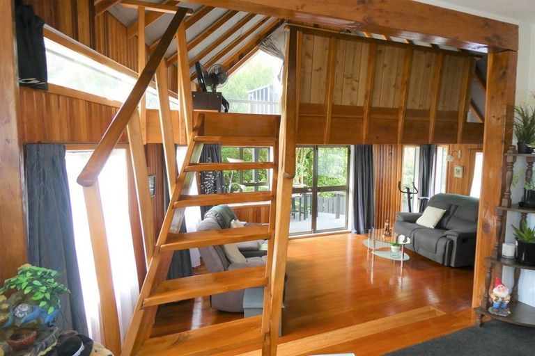 Photo of property in 27 Power Road, Karoro, Greymouth, 7805