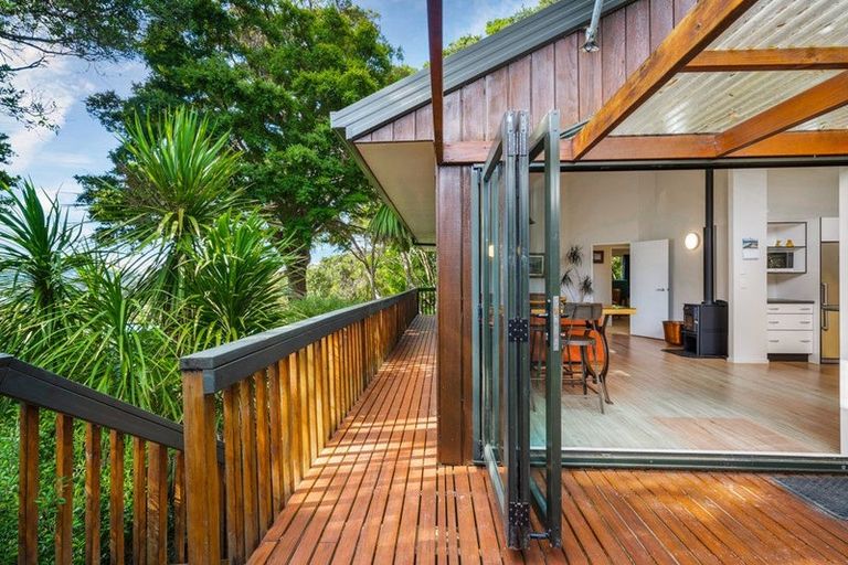 Photo of property in 65 Duck Creek Road, Stillwater, Silverdale, 0993