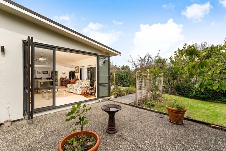 Photo of property in 50 Rosella Grove, Waimauku, 0812