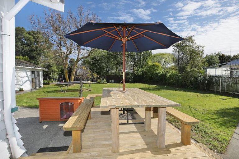 Photo of property in 427 Featherston Street, Palmerston North, 4414