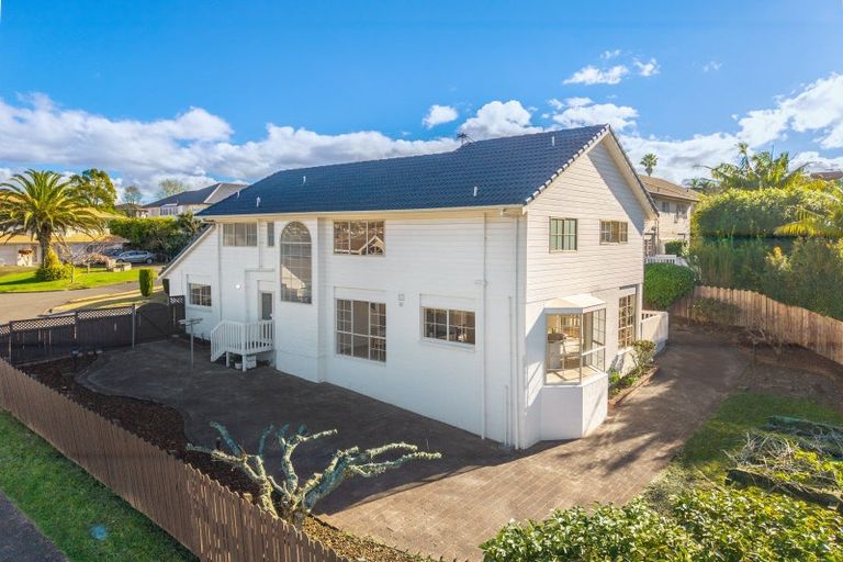 Photo of property in 8 Covina Place, Somerville, Auckland, 2014