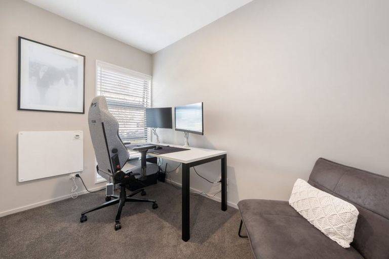 Photo of property in 16 Greenwich Street, Halswell, Christchurch, 8025