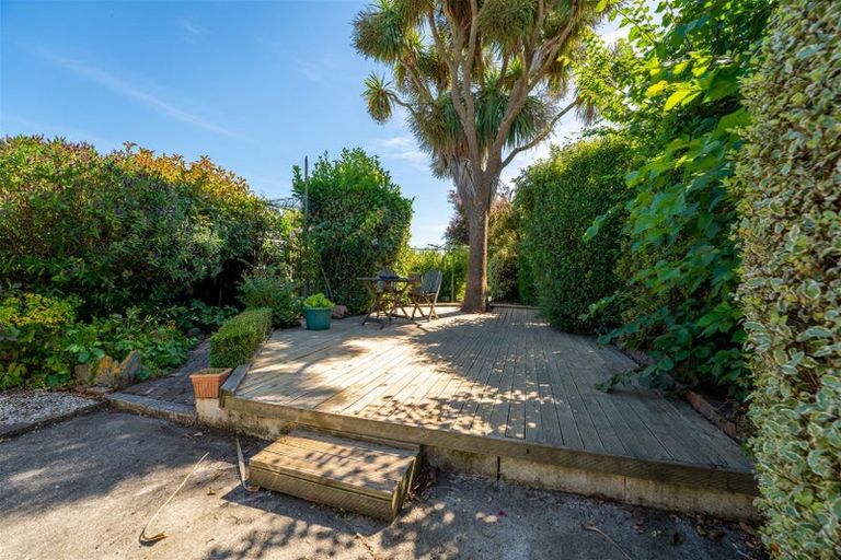 Photo of property in 16 Test Street, South Hill, Oamaru, 9400