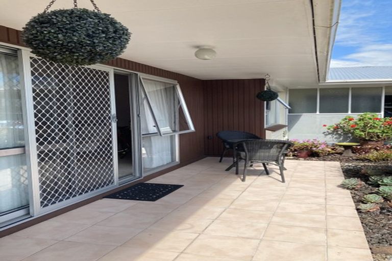 Photo of property in 2/19 Elizabeth Street, Kensington, Whangarei, 0112