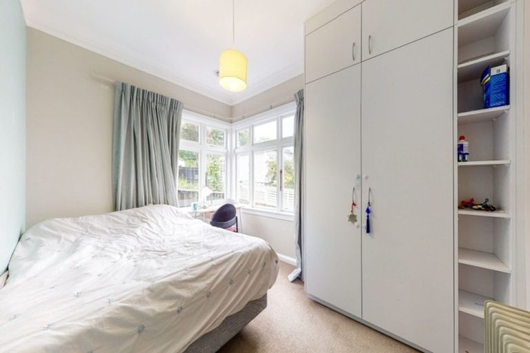 Photo of property in 34 Izard Road, Khandallah, Wellington, 6035