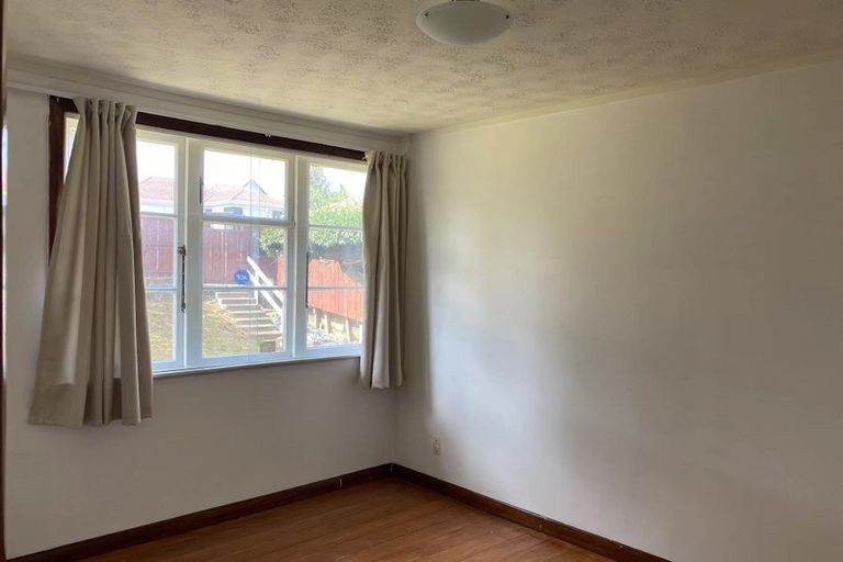 Photo of property in 87 Hillsborough Road, Hillsborough, Auckland, 1042