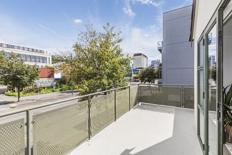 Photo of property in Victoria Town Houses, 1/219 Victoria Street, Te Aro, Wellington, 6011
