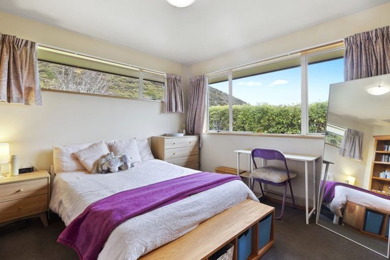 Photo of property in 16 Ribbonwood Close, Normanby, Dunedin, 9010