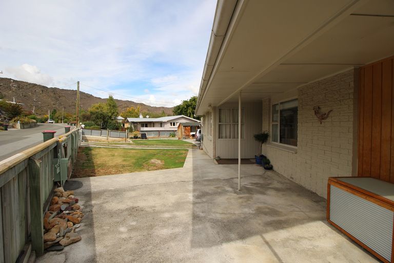Photo of property in 1 Kerry Street, Alexandra, 9320