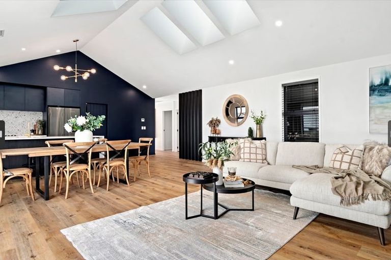 Photo of property in 22 Ridge Drive, Omokoroa, 3114