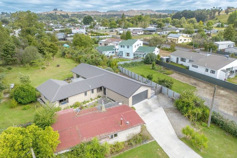 Photo of property in 11 Rathbone Street, Waipawa, 4210