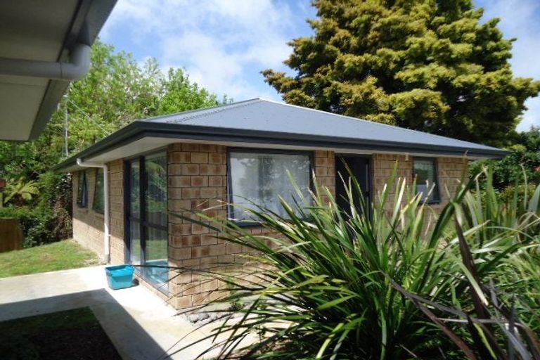 Photo of property in 1 Ansford Place, Bader, Hamilton, 3206