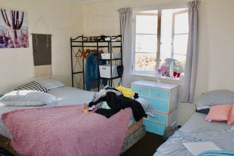 Photo of property in 27 Dorset Street, Levin, 5510