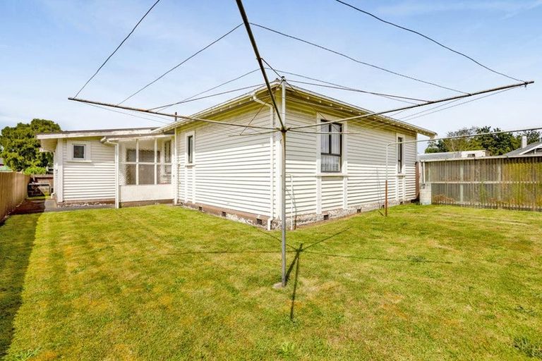 Photo of property in 192 High Street, Eltham, 4322