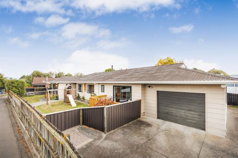 Photo of property in 15 Mountfort Grove, Feilding, 4702