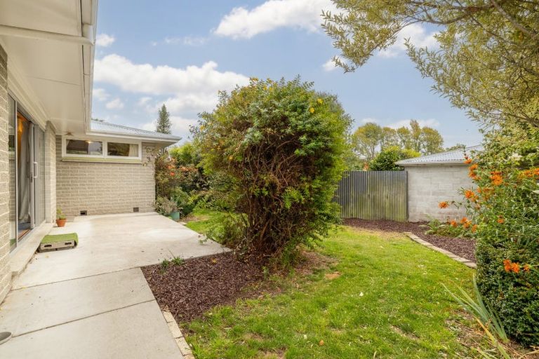 Photo of property in 1/16b Canberra Place, Redwood, Christchurch, 8051