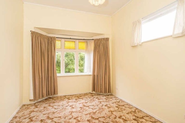 Photo of property in 2 Lorien Court, Raumati Beach, Paraparaumu, 5032