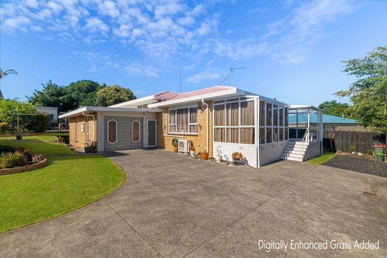 Photo of property in 47b Churchill Avenue, Manurewa, Auckland, 2102