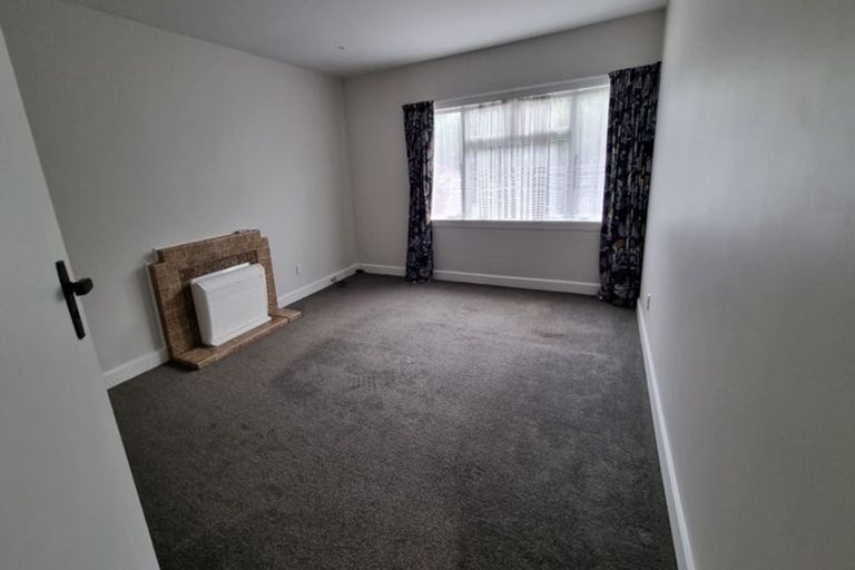 Photo of property in 2/124 Osborne Street, Waltham, Christchurch, 8011