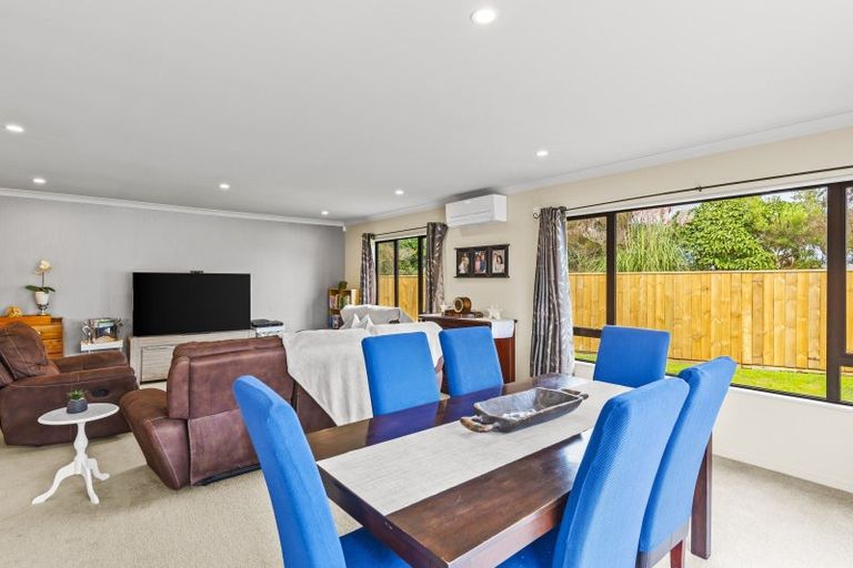 Photo of property in 28 Cottonwood Close, Paraparaumu Beach, Paraparaumu, 5032