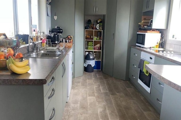 Photo of property in 39 Home Street, Winton, 9720