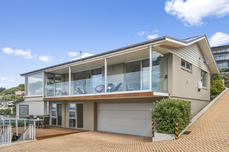 Photo of property in 82 Cliffs Road, Saint Clair, Dunedin, 9012