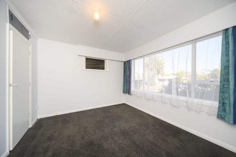 Photo of property in 1 Hurley Place, Awapuni, Palmerston North, 4412
