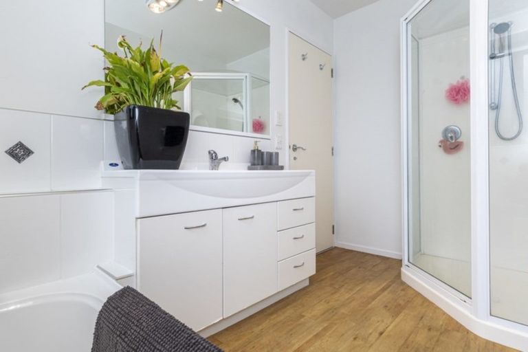 Photo of property in 30 Marire Drive, Ohauiti, Tauranga, 3112