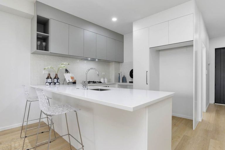 Photo of property in 51 Minhas Road, Papakura, 2110