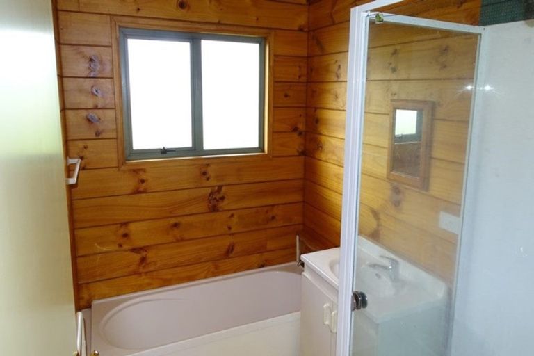 Photo of property in 27a Manuroa Road, Takanini, 2112