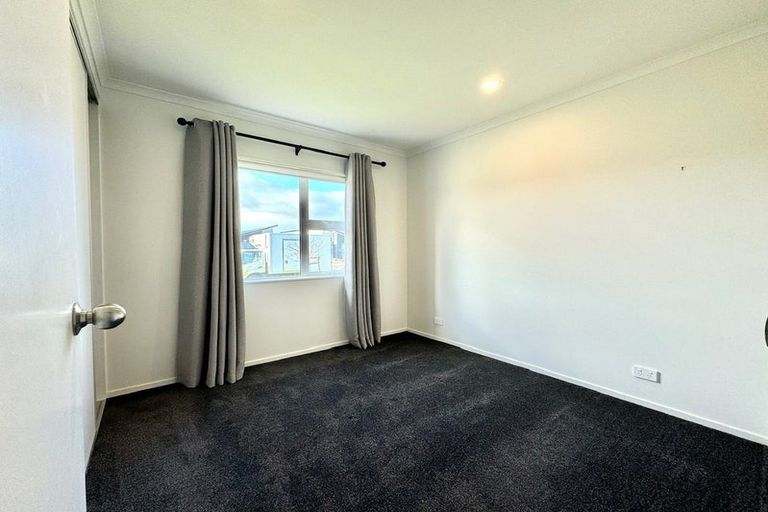 Photo of property in 104 Kuaka Drive, Takanini, 2112
