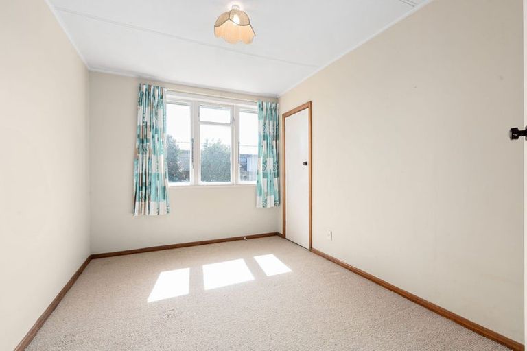 Photo of property in 11 Hockin Place, Fairfield, Hamilton, 3214