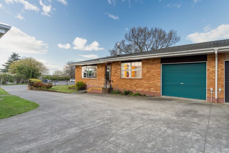 Photo of property in 1/154 Te Mata Road, Havelock North, 4130